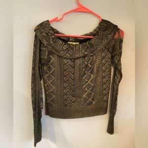 Gianni Bini cropped sweater with sheer lace sleeves size medium